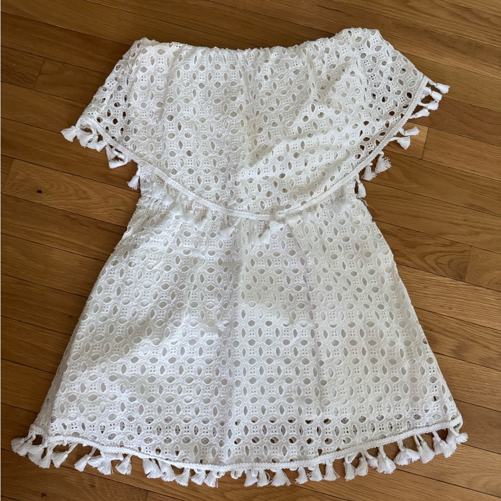 White strapless Lace Dress